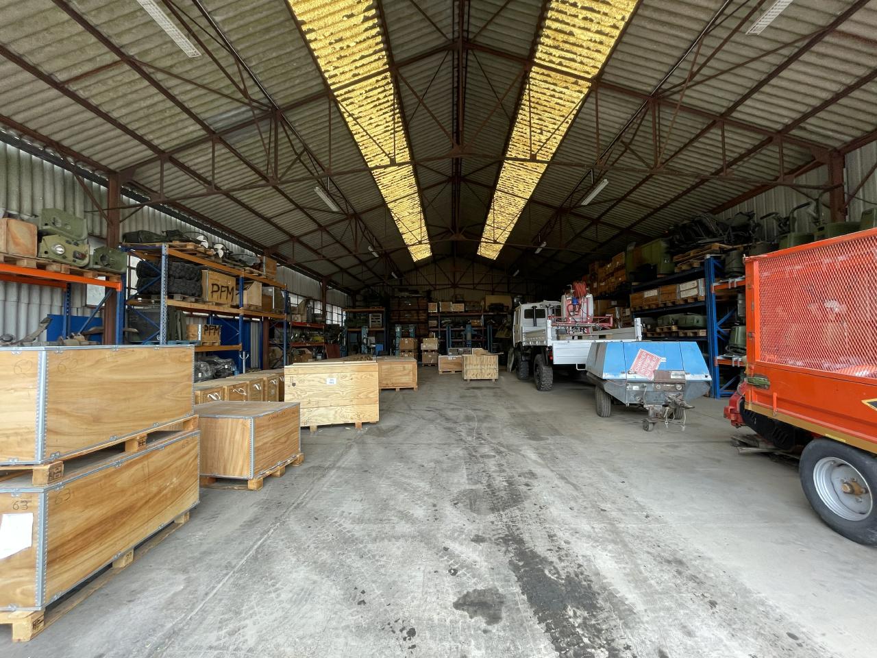 Local d'activité Montlouis-sur-Loire 3042m² Vente local d'activité Montlouis-sur-Loire Indre-et-Loire OVACT2203808 0
